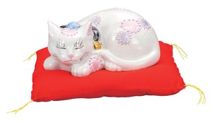 日本の伝統工芸品【九谷焼】 K8-1533 6号眠り猫 花むらさき 布団付