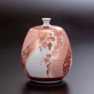 日本の伝統工芸品【九谷焼】 6.5号花瓶 赤絵みのり文  福島武山 (K8-2010)