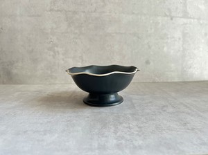 craftフリル高台鉢（黒）