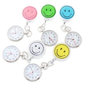 リール式 スマイリー5色ナースウォッチ 懐中時計 看護士 医療 時計 アナログ