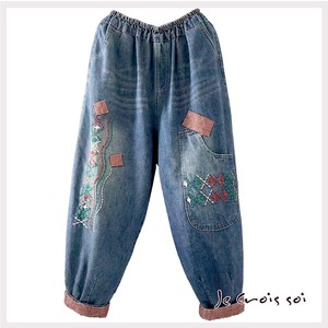 Full-Length Pant Design Cropped Denim Denim Pants