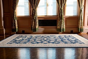 【動画がご覧になれます】高級アクリル糸使用の最高級絨毯「マルゴー」