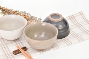 六兵衛茶碗グレーマット 灰系 和食器 茶碗 飯碗 日本製 美濃焼 おしゃれ モダン