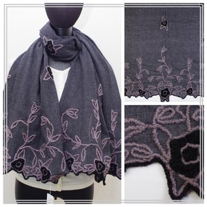Shawl Wool Blend Scarf Floral Pattern Embroidered Stole Autumn/Winter 2023