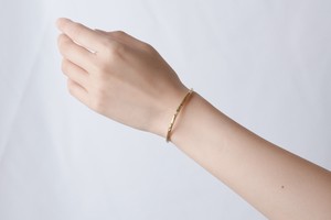 Gold Bracelet Bangle M Made in Japan