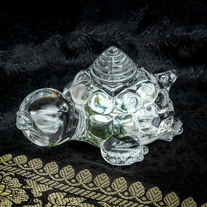 インドの神様 ガラス製ペーパーウェイト - カチュワヤントラ 10.5cm