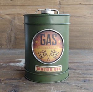 レトロな雰囲気　ブリキ細工　オイル缶　貯金箱