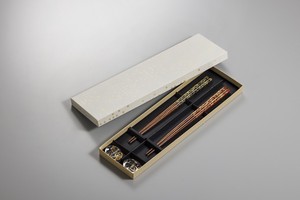 【日本製】箸・箸置きセット　金糸<2組>