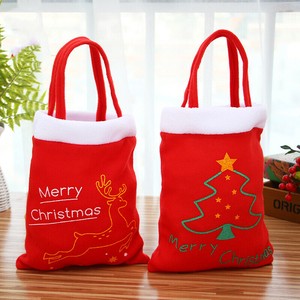 クリスマスの赤い手提げ袋 YMA1216