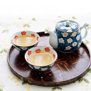有田焼　梅散らし兎　茶器セット (ポット 1・煎茶碗 2)