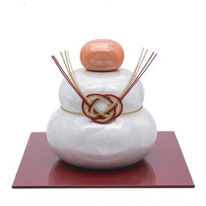 Kutani ware Object/Ornament Kagamimochi