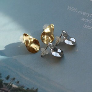 Pierced Earrings Gold Post Gold Nickel-Free Jewelry Made in Japan