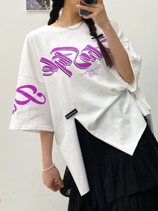 【2024春夏新作】裾切り込みRetroロゴTシャツ