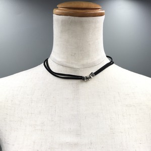 ネックレス　チョーカー　個性的　デザイン　リボン
