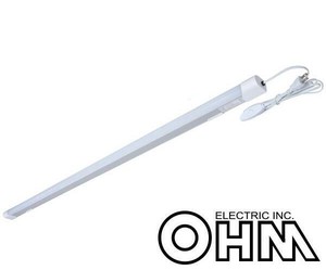 オーム電機 OHM LEDエコスリム チューブライト コンセントタイプ(昼光色) 20W 123.4cm LT8-N20D-H12C