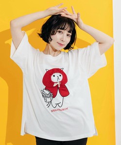 ScoLar PARITY：ネコ頭巾ちゃんアップリケ刺繍Tシャツ