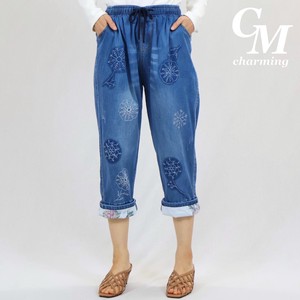 Cropped Pant Design Embroidered Denim Pants NEW