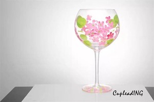 ＜人気商品＞INSスタイル グラス ワイングラス 手描き ガラスコップ