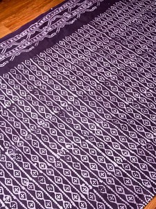〔175cm*120cm：柄選択あり〕インドのコットンバティック 伝統ろうけつ染め布パープル