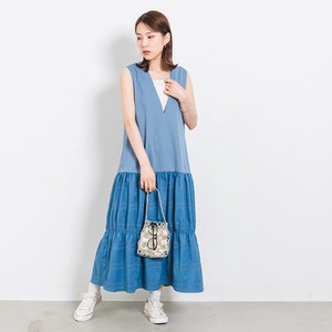 [SD Gathering] Casual Dress Ruffle V-Neck Docking Shirring Jumper Skirt