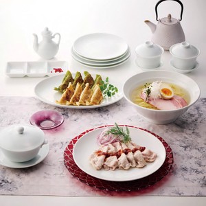Tableware Style Chinese Food
