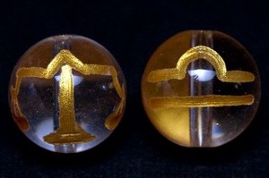 【彫刻ビーズ】水晶 10mm (金彫り) 12星座「天秤座」