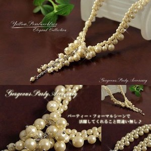 Pearls/Moon Stone Necklace/Pendant Pearl Necklace