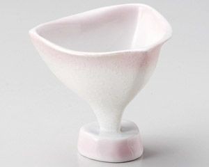 ピンク吹三角小付き鉢【日本製　美濃焼】