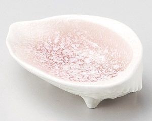 ピンク貝型小付き【日本製　美濃焼】