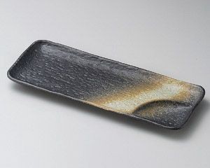 黒吹仕切付きさんま皿【日本製　美濃焼】