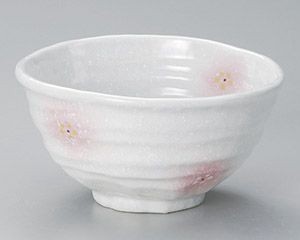 淡雪ピンク吹小花4.5丼【日本製　美濃焼】