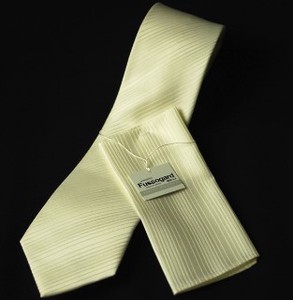 【慶事用】白ネクタイ＆チーフ付き：シルク100％【日本製】
