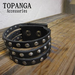 【まとめ買い特価】TOPANGA　Accessories　3連スタッズブレスレット