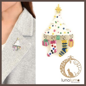 White Tree and Christmas Stocking Brooch 