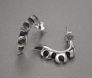 Pierced Earrings Silver Post sliver M