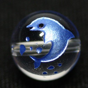 【彫刻ビーズ】水晶 10mm (ブルー彫り) イルカ