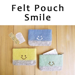 Pouch felt Smile