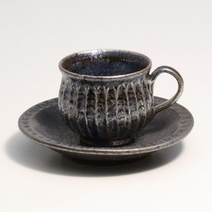 【信楽焼】黒釉彫　コーヒー碗皿
