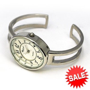 【在庫処分SALE】メタルバングルウォッチ　レディース腕時計