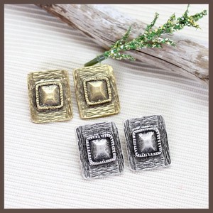 Clip-On Earrings Design 2-colors