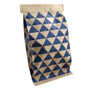 Square-cornered Paper Bag Gift