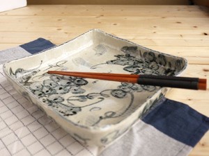 土物の器　古染ぶどう四角大鉢　美濃焼　日本製