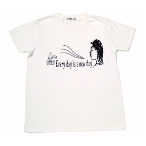 【SALE商品】アフリカのサインボードT-shirts E