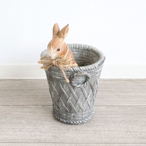 【直送可】フラワーポット　鉢カバー　プランター　ウサギ