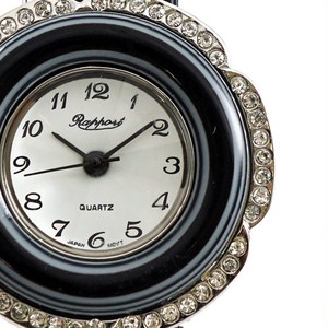 春めくフラワーフェイスのバングルウォッチ　4カラー　花　ローズ　レディース腕時計