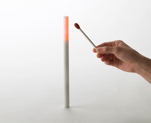 Stand Light candle