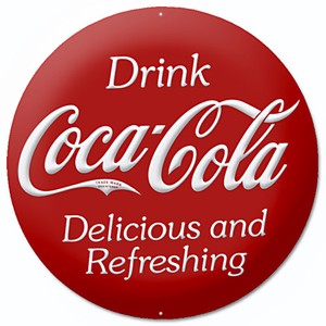★ 貴重な最終在庫！ ★ 【サイン】ダイカット エンボス ティン サイン Coca Cola Button CC-DE-AR2180181