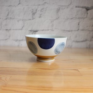 茶碗　丸紋　青　日本製　波佐見焼　飯碗