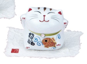 Colour-painted lucky cat Good Luck