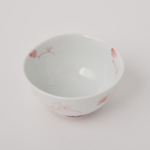波佐見焼　花うさぎ　小茶碗　ピンク　手描き　日本製